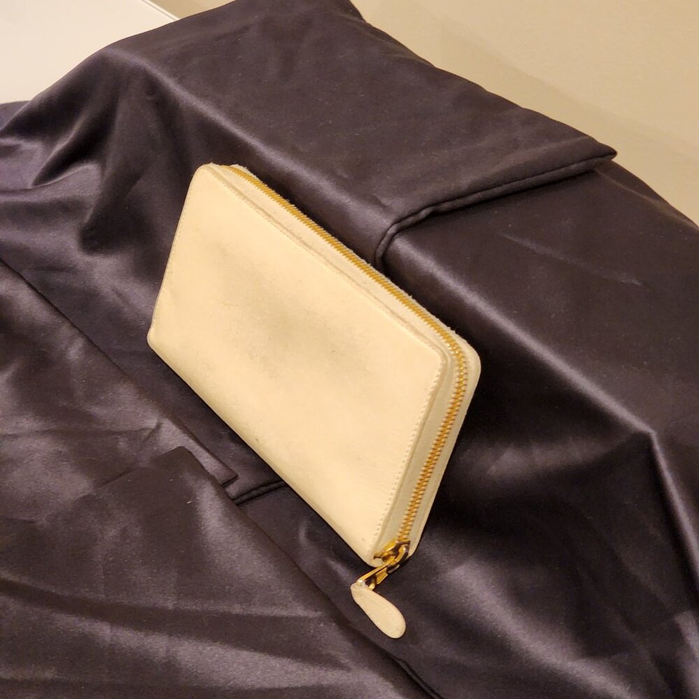 Excellent Balenciaga Continental Zip around Wallet Creamy Off White Leather - Picture 10 of 11